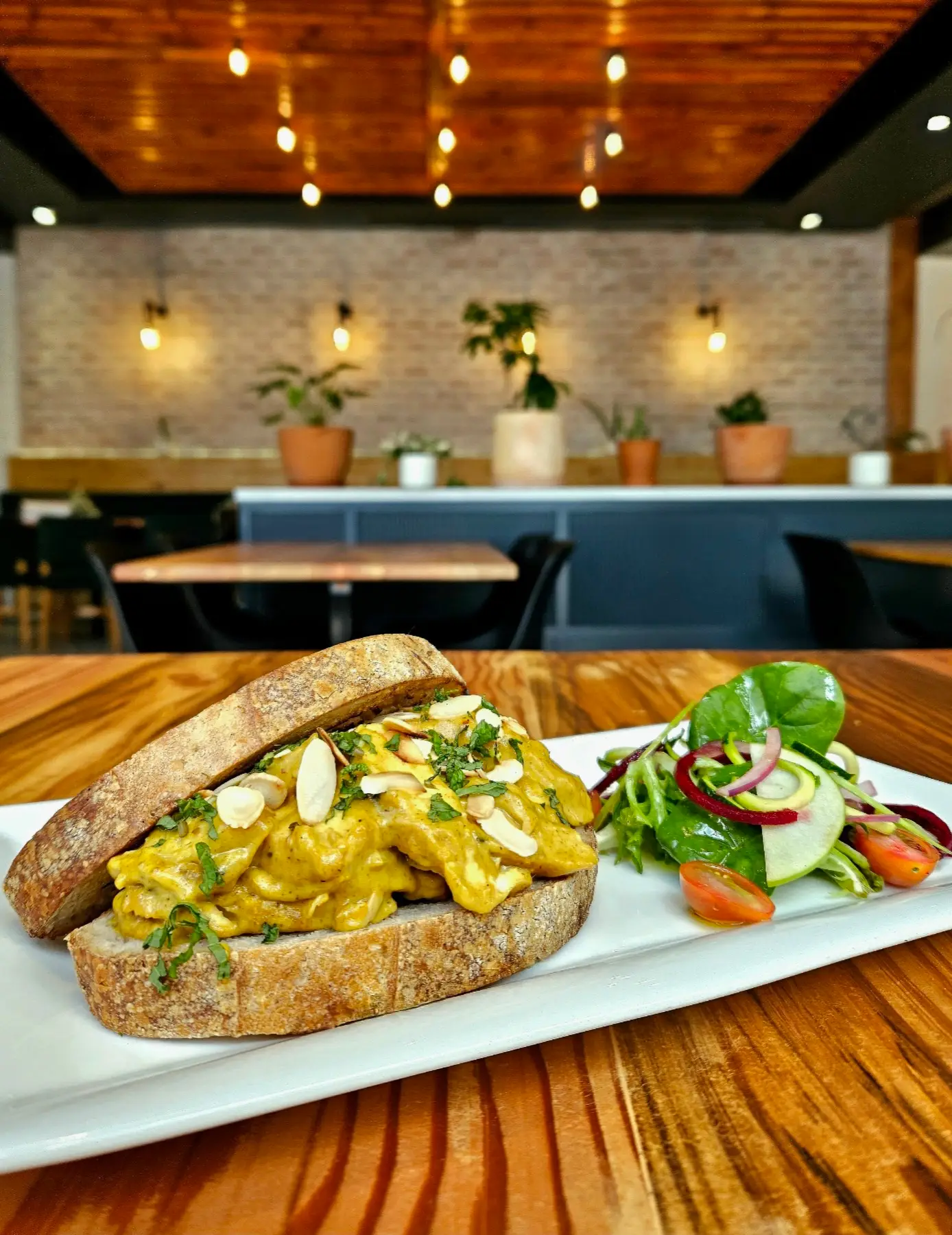 Curried chicken on sourdough